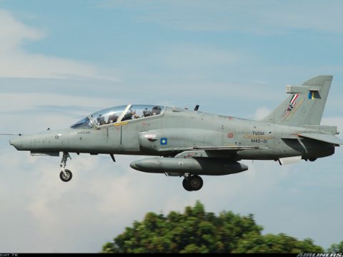 Máy bay quân sự Malaysia mất tích